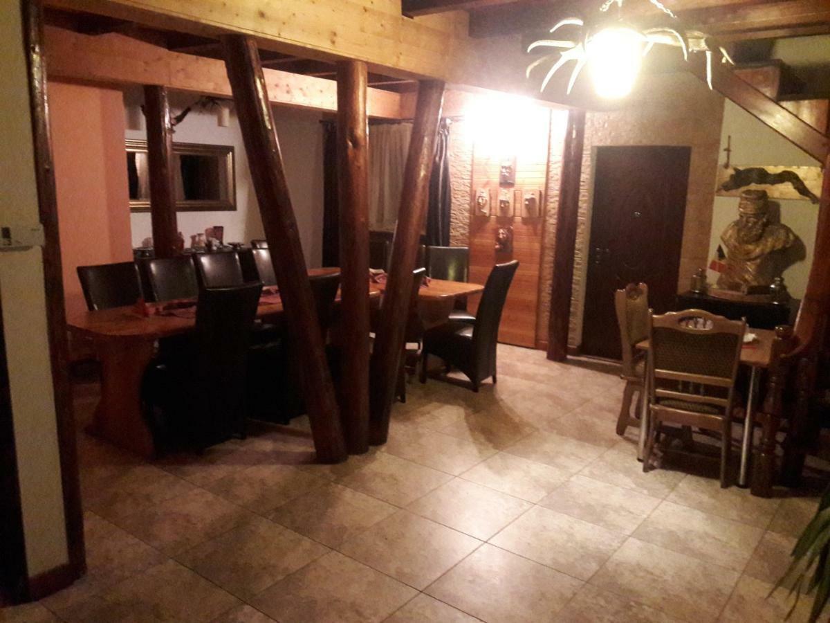 Casa Daos Hotel Nucşoara Екстериор снимка
